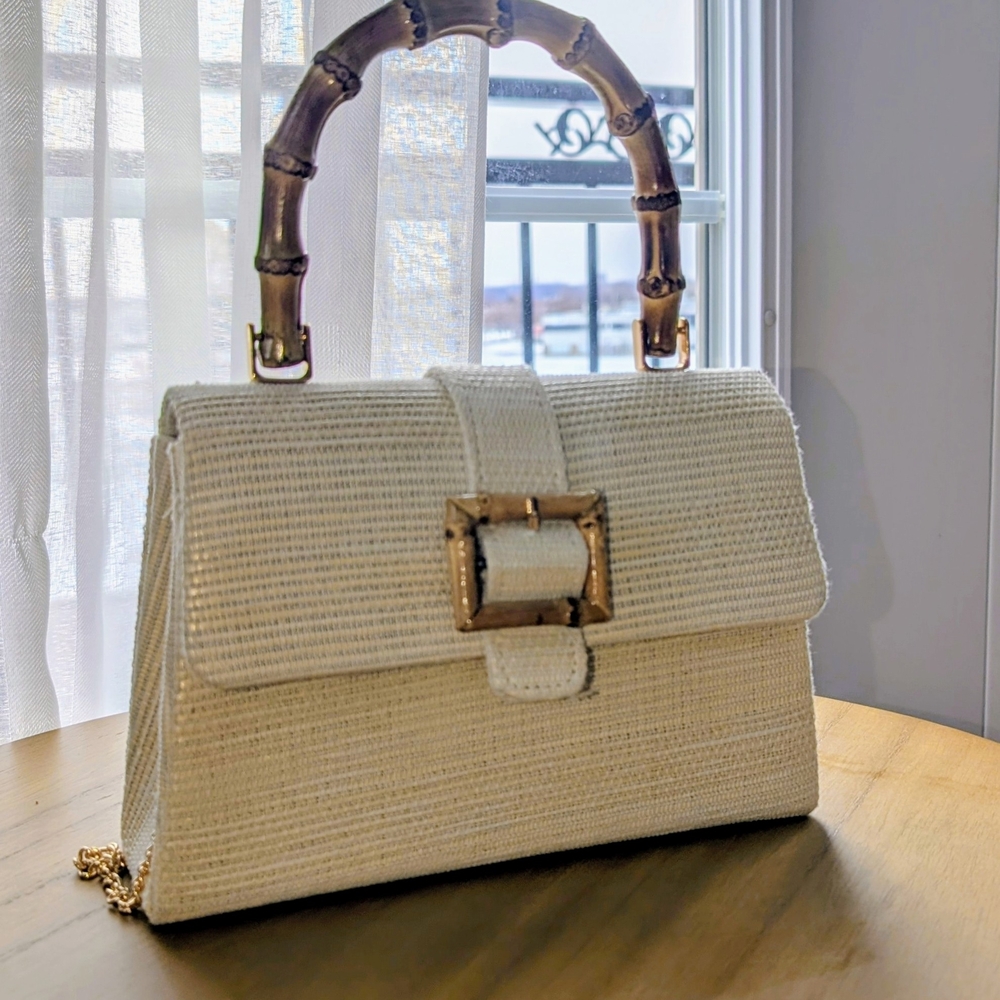 Elegant Cream Handbag with Bamboo Handle